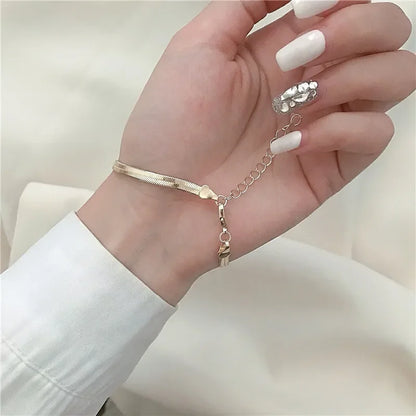 Imitation Pearl Stretchable Bracelet for Women Personalized Fashion