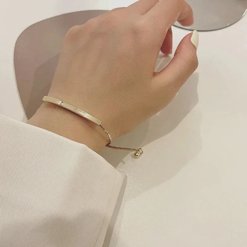 Imitation Pearl Stretchable Bracelet for Women Personalized Fashion