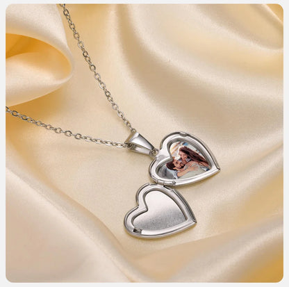 Women Locket Necklaces, Openable Heart Pendants, Stainless Steel